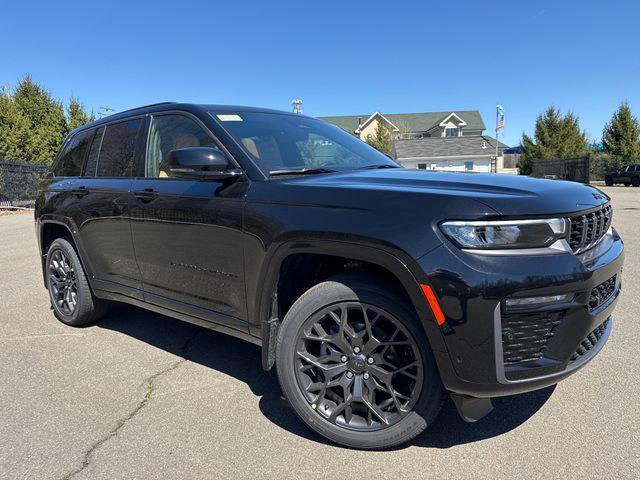 new 2026 Jeep Grand Cherokee car, priced at $64,805
