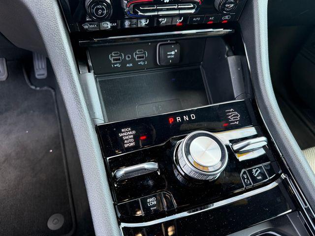 new 2025 Jeep Grand Cherokee car, priced at $56,263