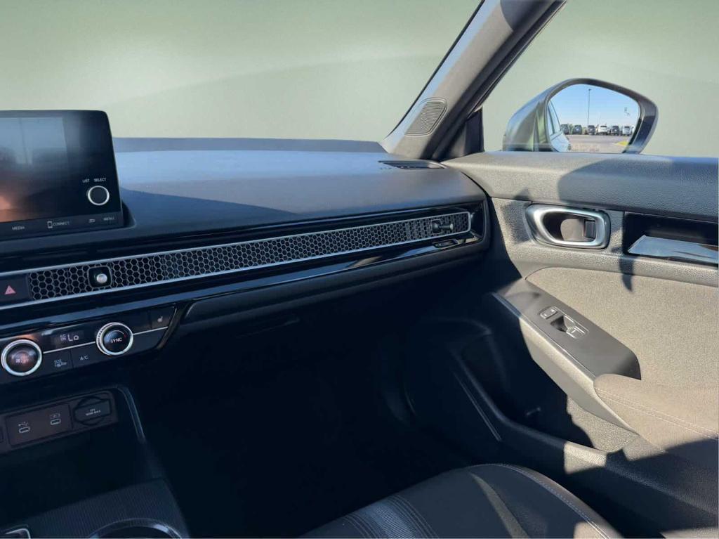 used 2025 Honda Civic Hybrid car, priced at $28,552