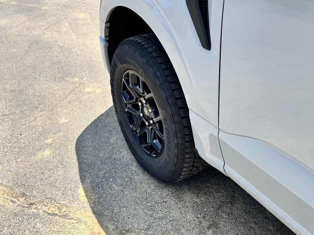 new 2026 Ford F-150 car, priced at $48,246