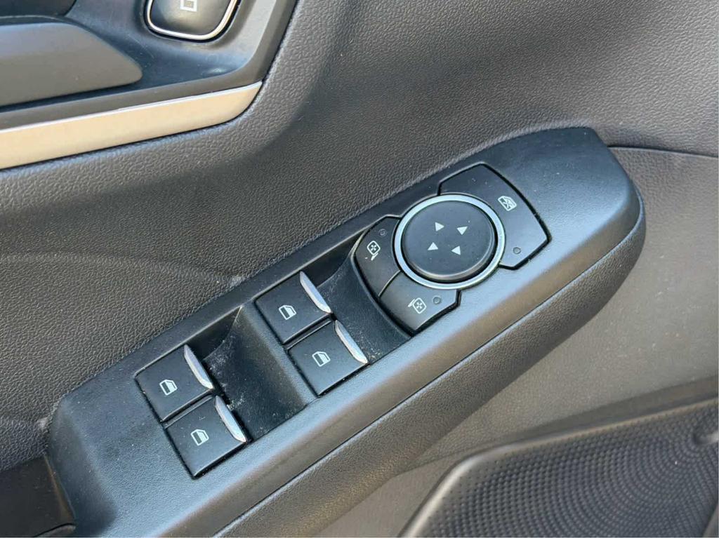 used 2022 Ford Escape car, priced at $21,152