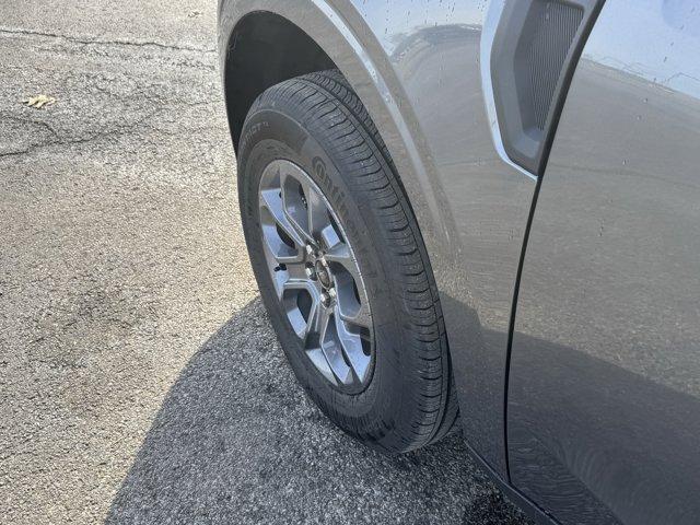 new 2025 Ford Maverick car, priced at $35,100