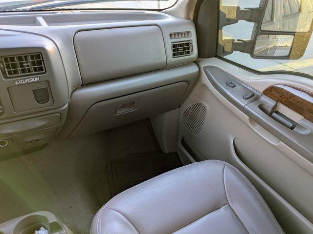 used 2001 Ford Excursion car, priced at $11,784