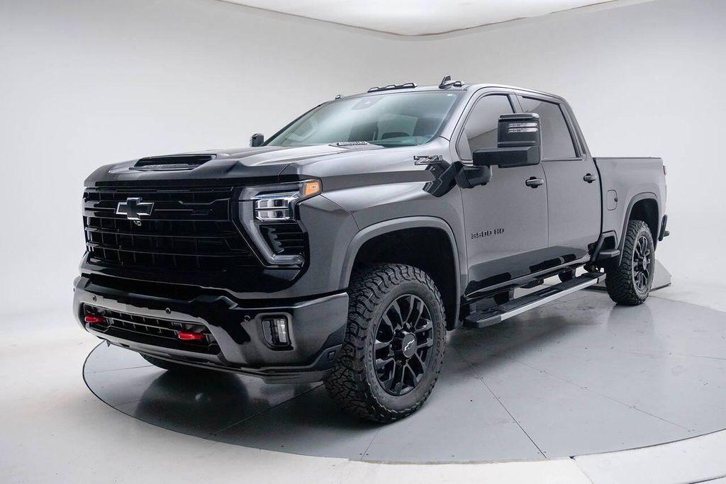used 2025 Chevrolet Silverado 3500 car, priced at $70,223