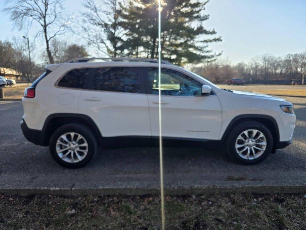 used 2019 Jeep Cherokee car, priced at $12,223