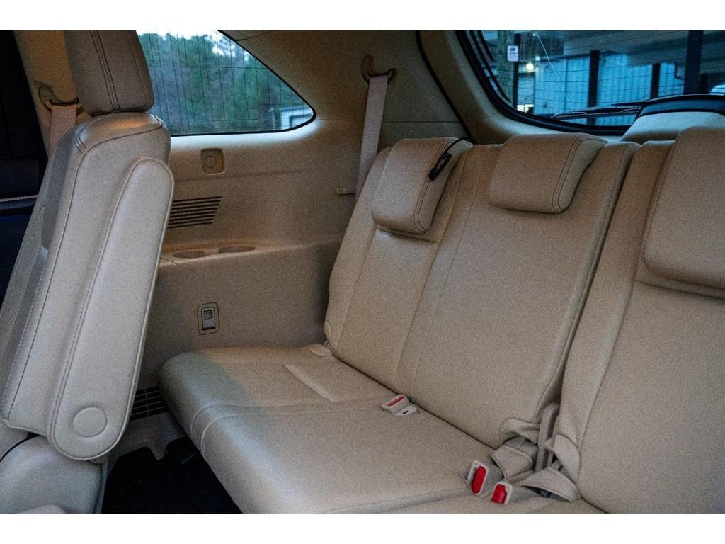 used 2014 Toyota Highlander car, priced at $18,995