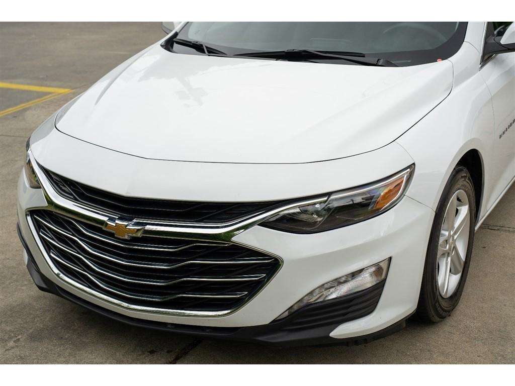 used 2024 Chevrolet Malibu car, priced at $16,995