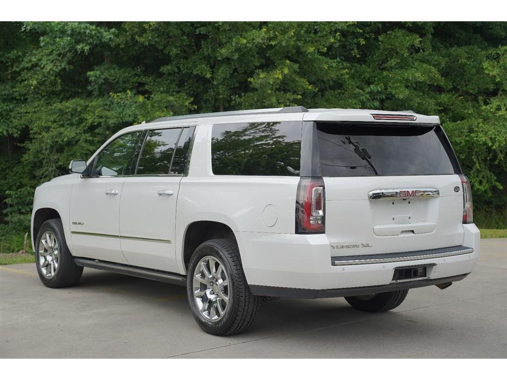used 2017 GMC Yukon XL car, priced at $29,293
