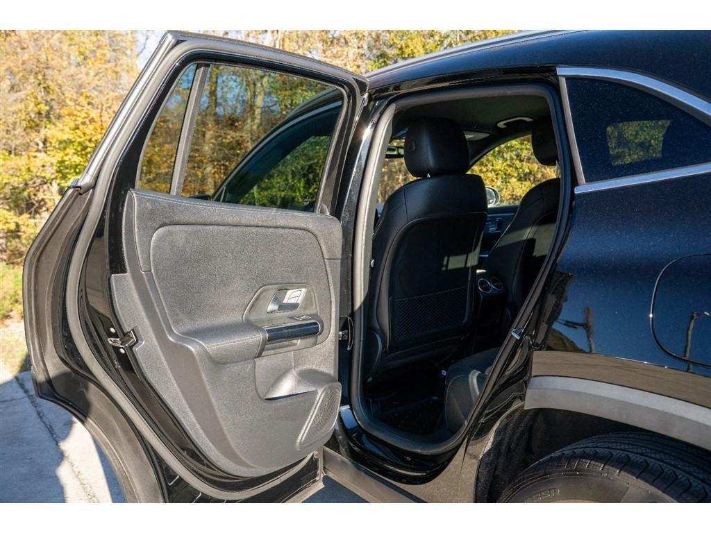 used 2022 Mercedes-Benz GLA 250 car, priced at $26,995