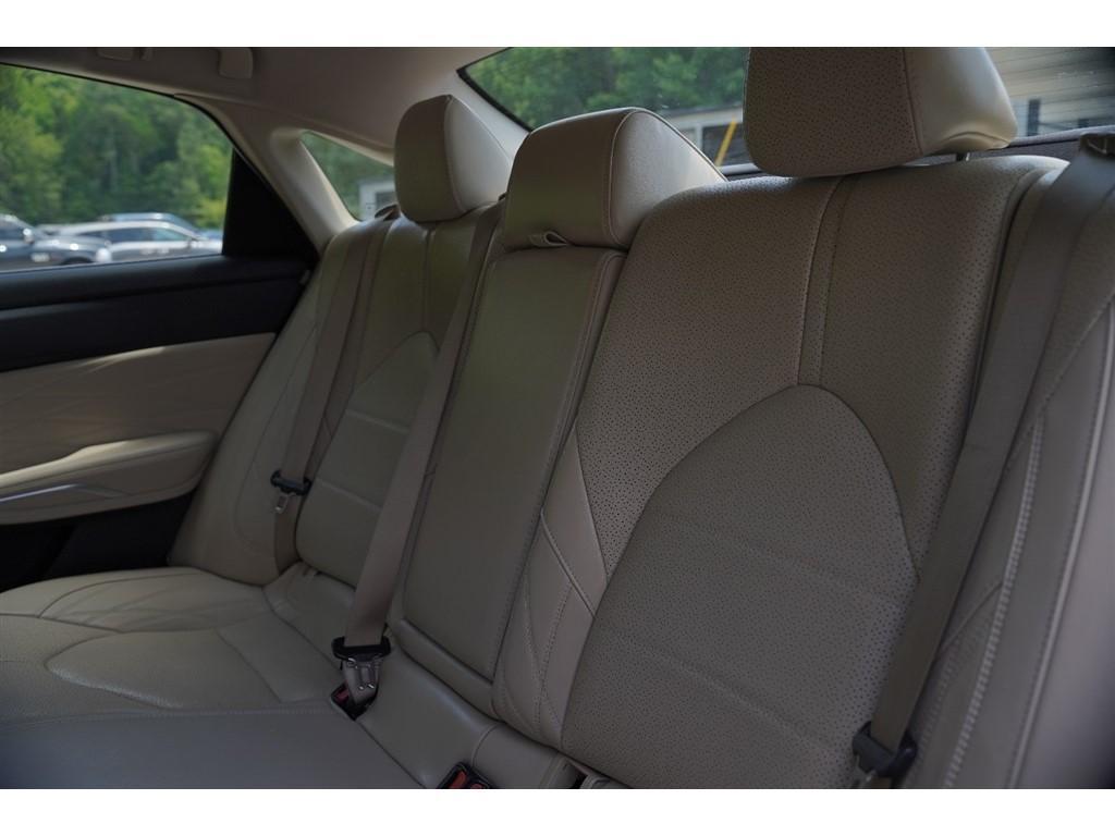 used 2019 Toyota Avalon car, priced at $19,995