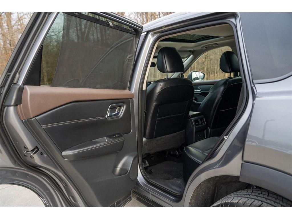 used 2021 Nissan Rogue car, priced at $18,995