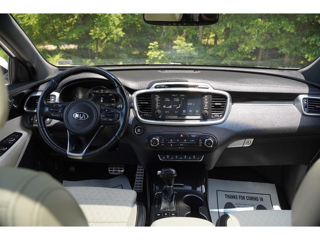 used 2016 Kia Sorento car, priced at $12,995