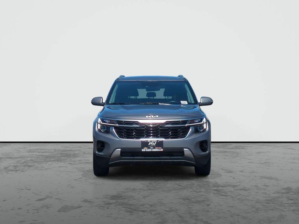 used 2025 Kia Seltos car, priced at $21,311