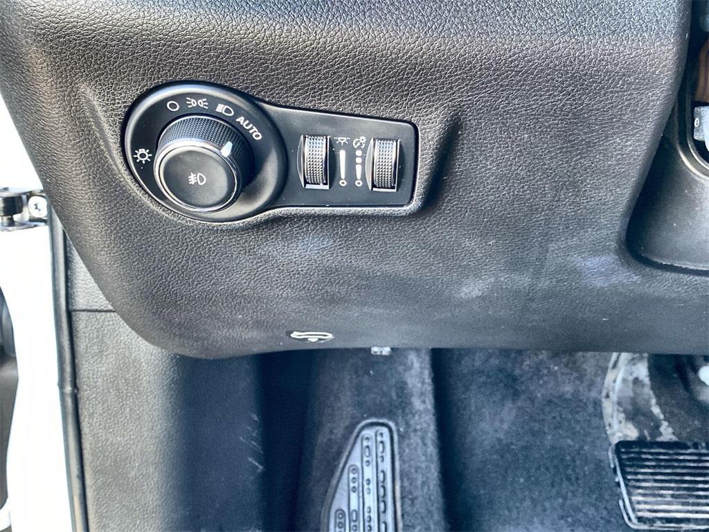 used 2023 Jeep Compass car, priced at $19,411