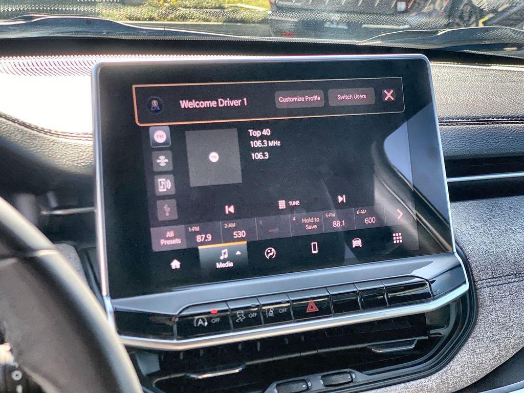 used 2023 Jeep Compass car, priced at $18,911