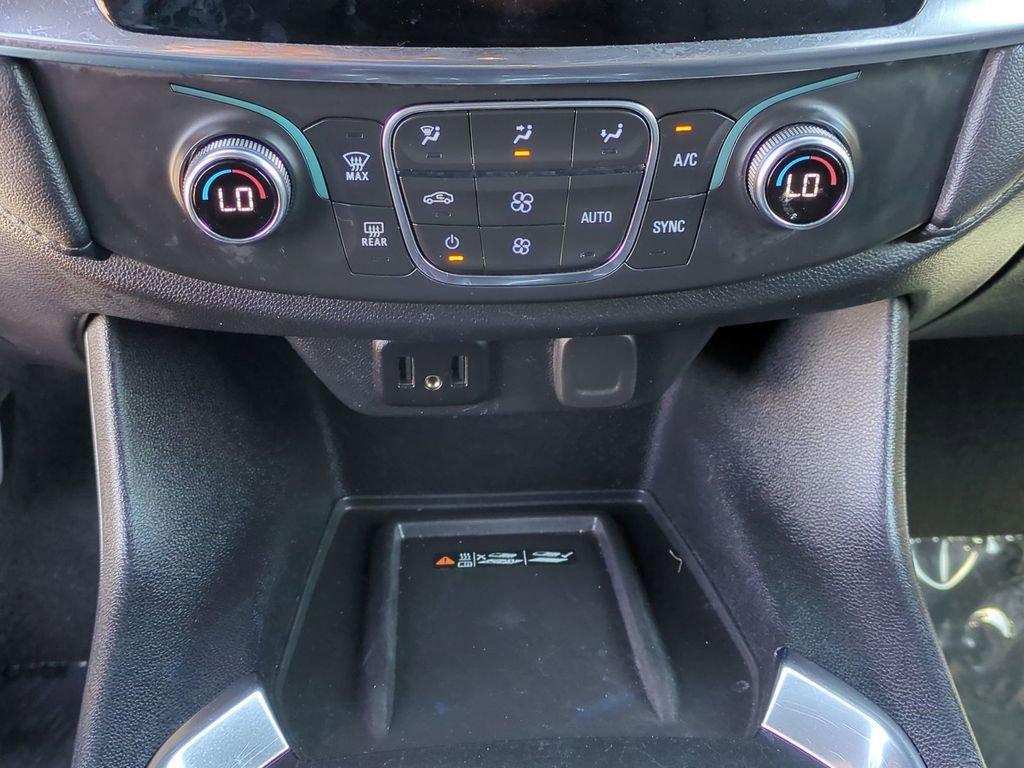 used 2023 Chevrolet Traverse car, priced at $28,911