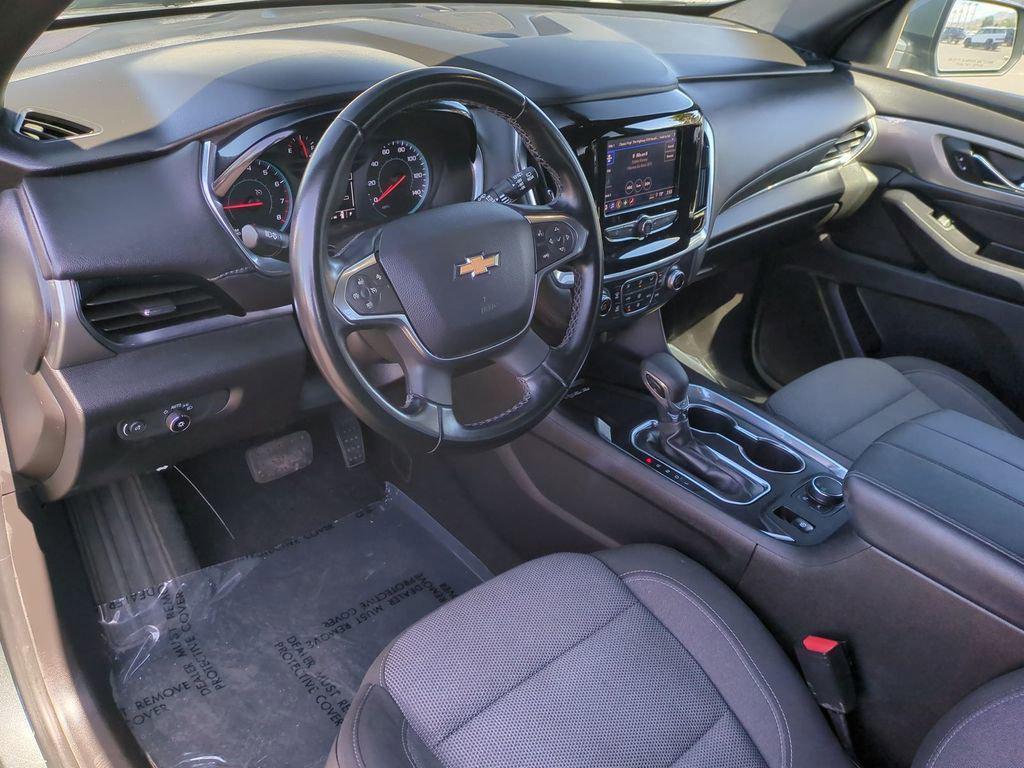 used 2023 Chevrolet Traverse car, priced at $28,911