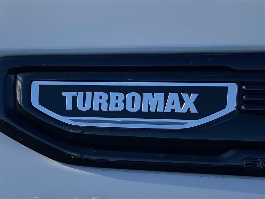 new 2026 GMC Sierra 1500 car, priced at $55,995