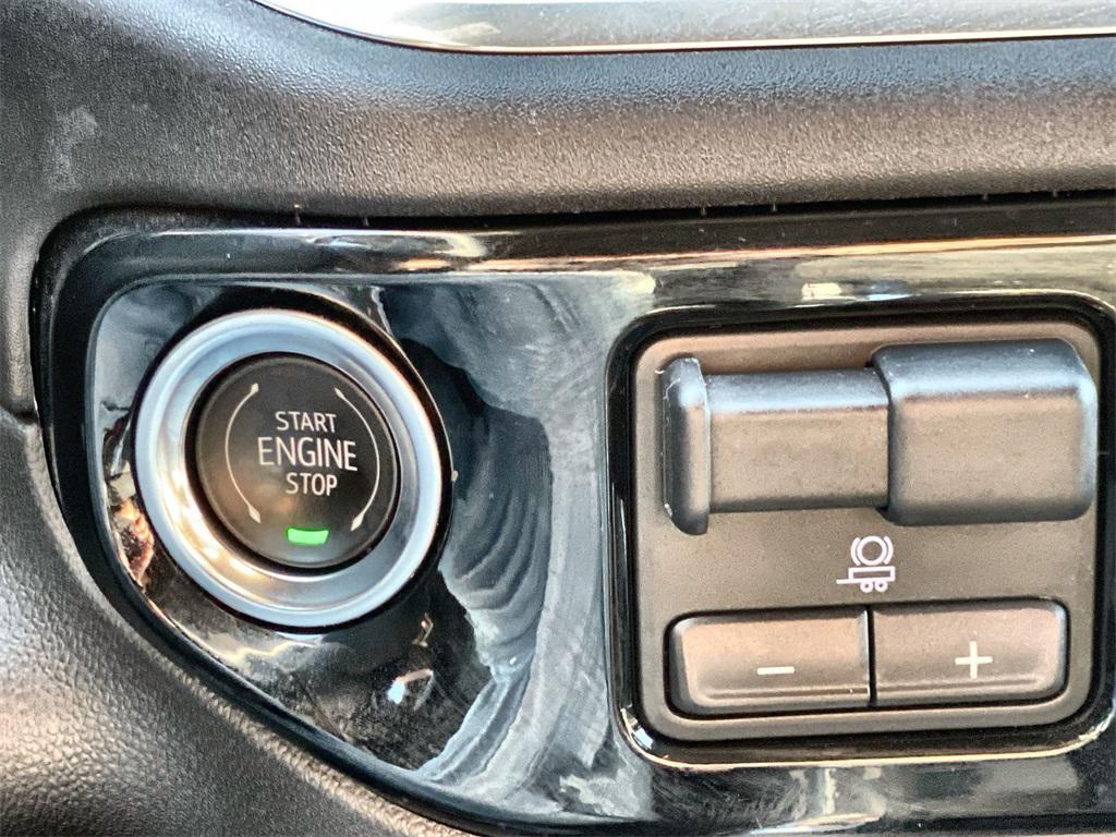 used 2025 GMC Sierra 1500 car, priced at $50,911