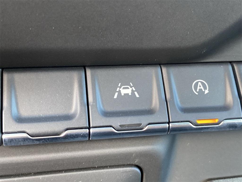 new 2025 GMC Sierra 1500 car, priced at $45,250