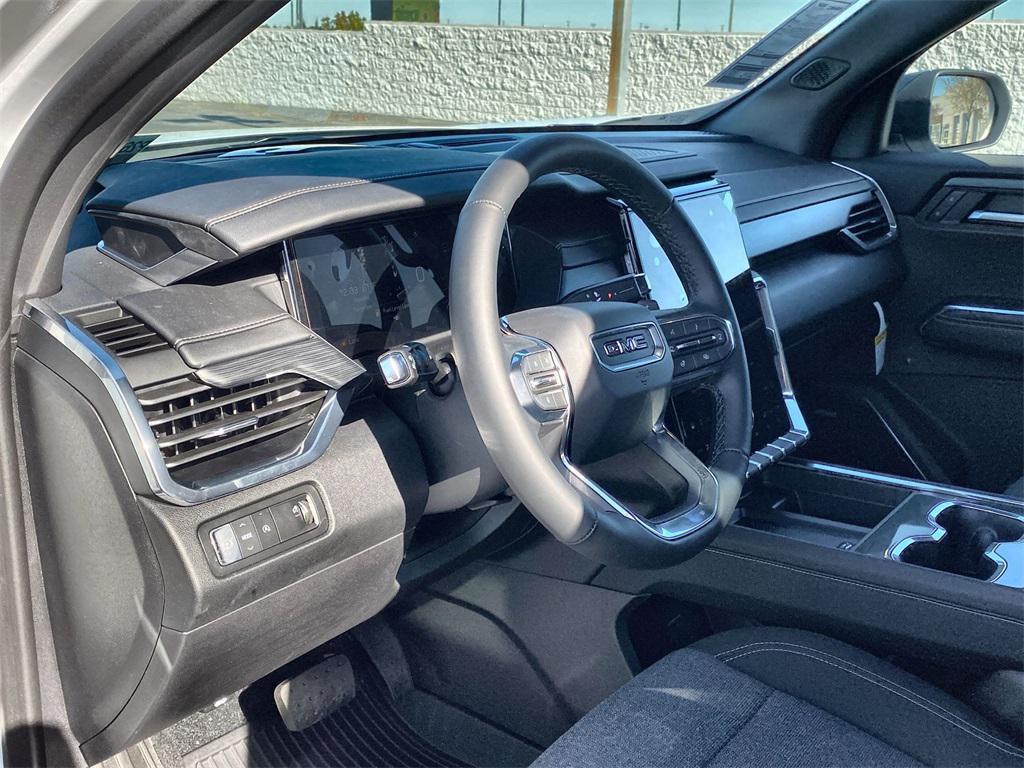 new 2026 GMC Acadia car, priced at $46,440