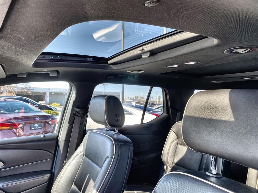used 2022 Chevrolet Traverse car, priced at $25,511