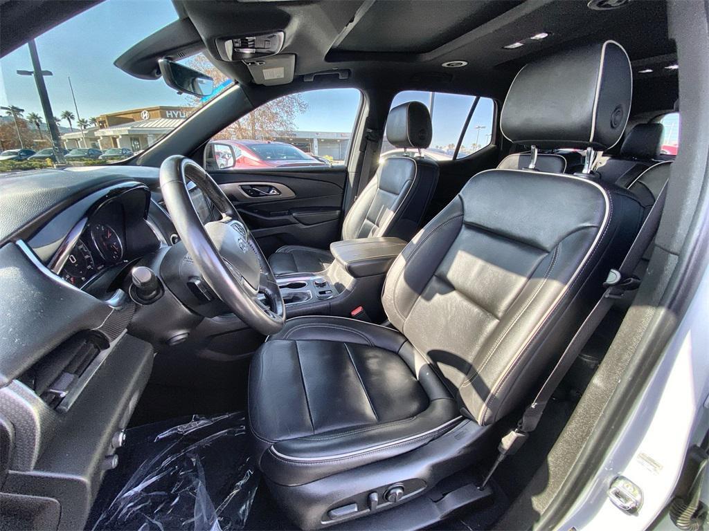 used 2022 Chevrolet Traverse car, priced at $25,511