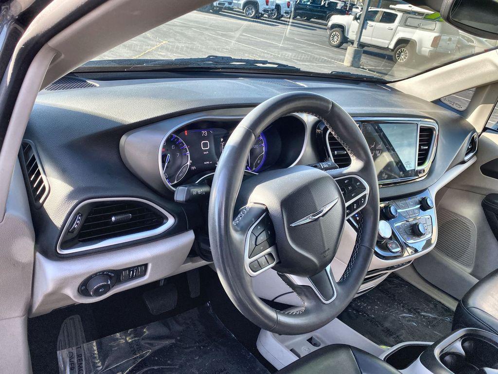 used 2023 Chrysler Pacifica car, priced at $20,711