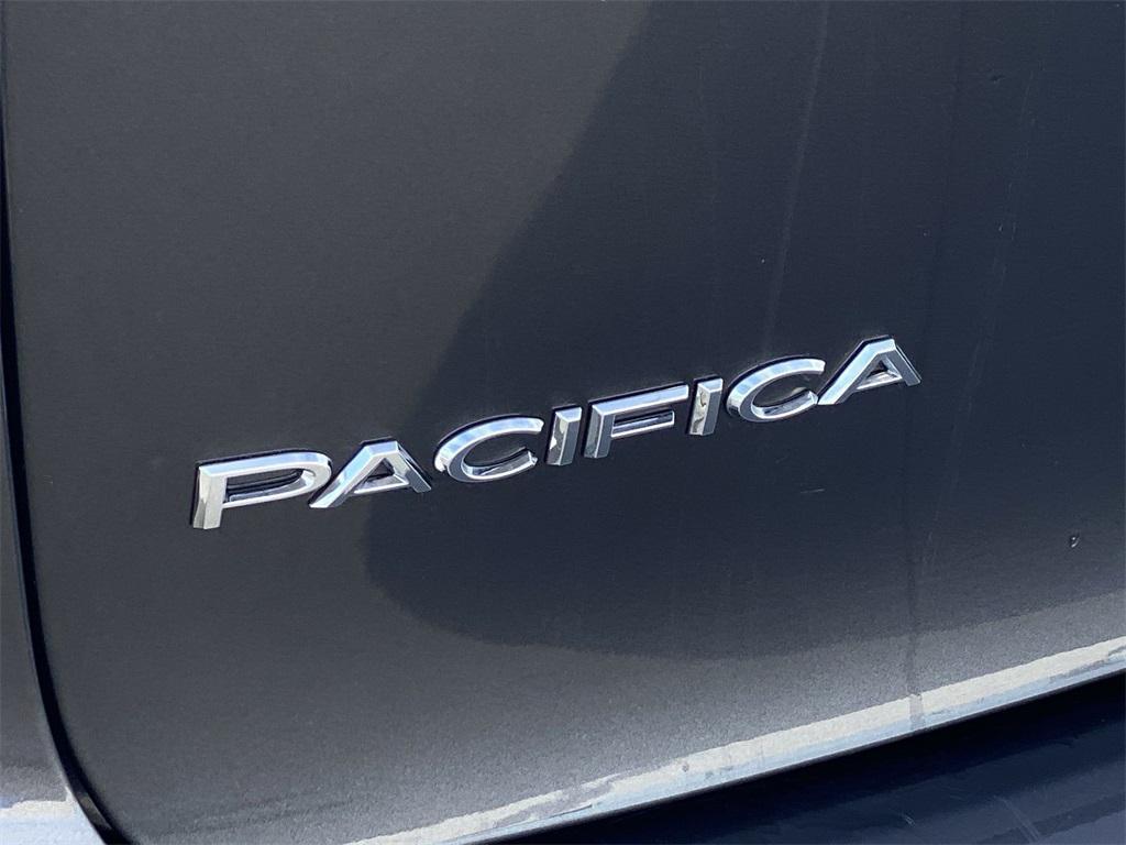 used 2023 Chrysler Pacifica car, priced at $20,811