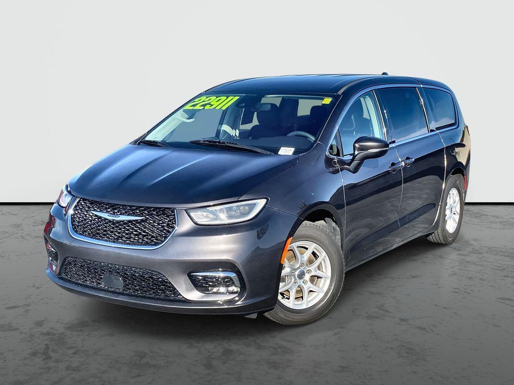 used 2023 Chrysler Pacifica car, priced at $20,811