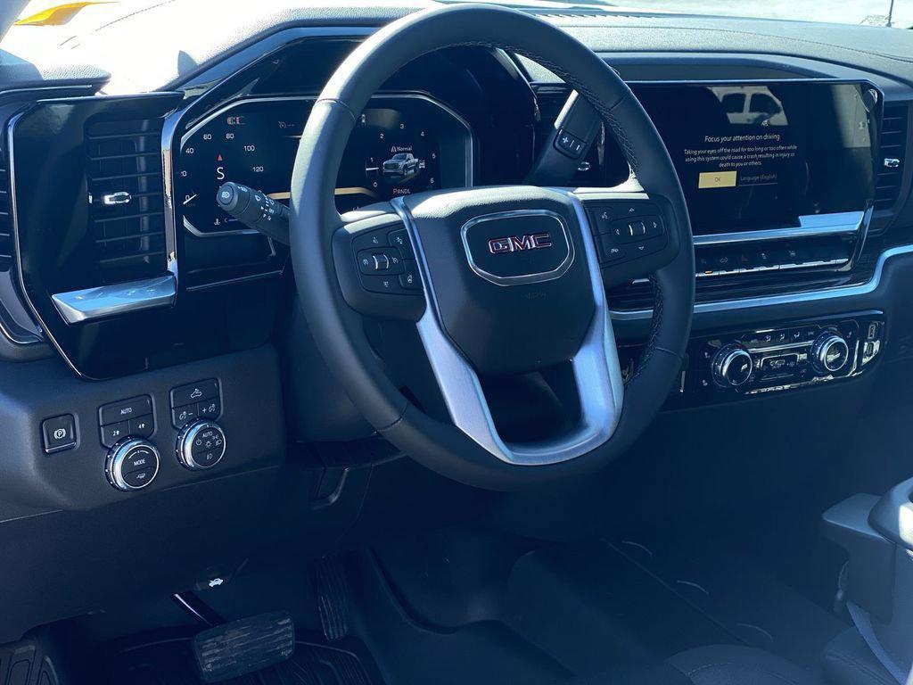 new 2026 GMC Sierra 1500 car, priced at $44,596