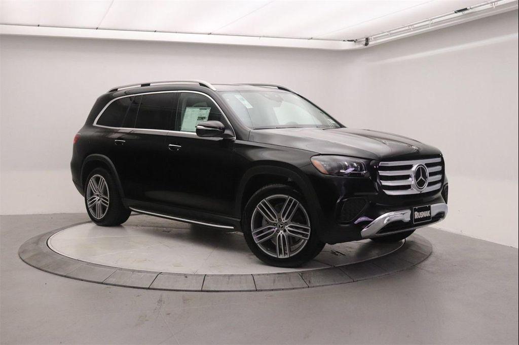new 2026 Mercedes-Benz GLS 450 car, priced at $93,785