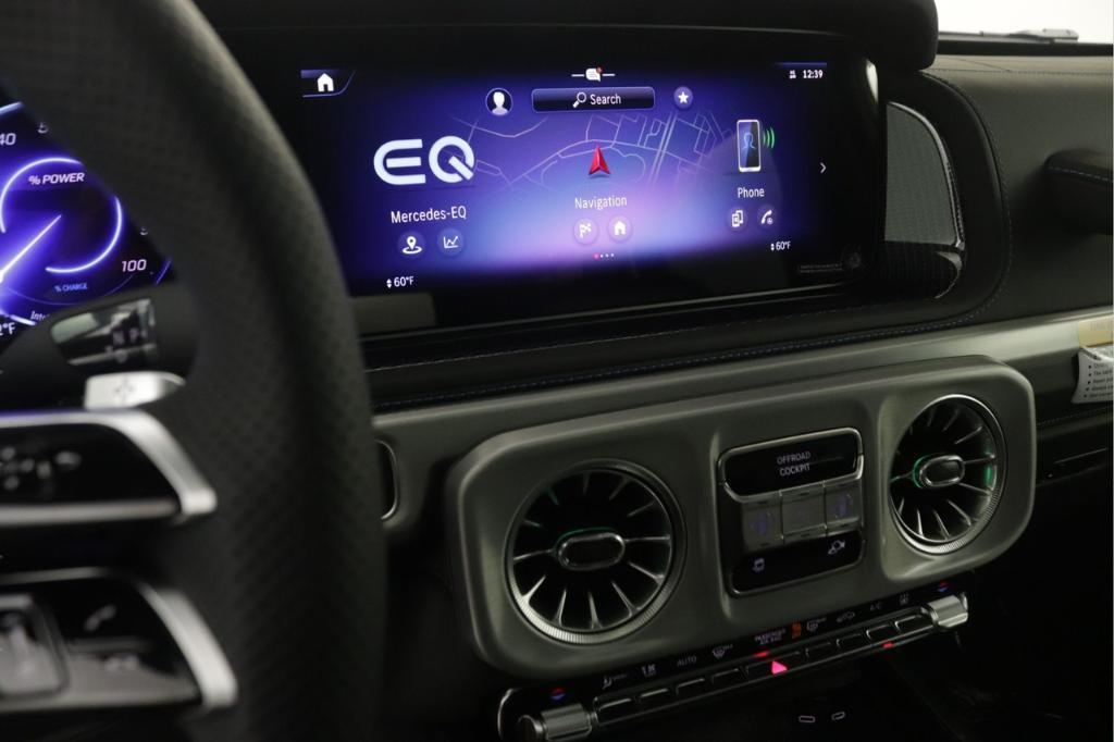 new 2025 Mercedes-Benz G-Class car, priced at $191,890