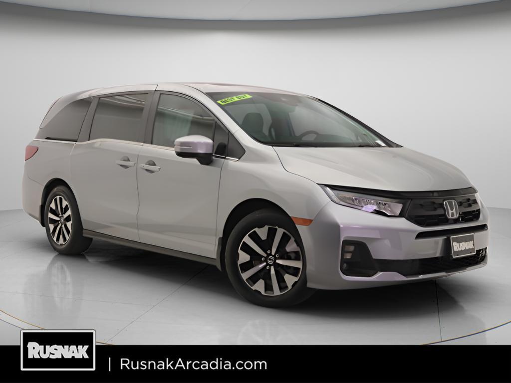 used 2025 Honda Odyssey car, priced at $36,998