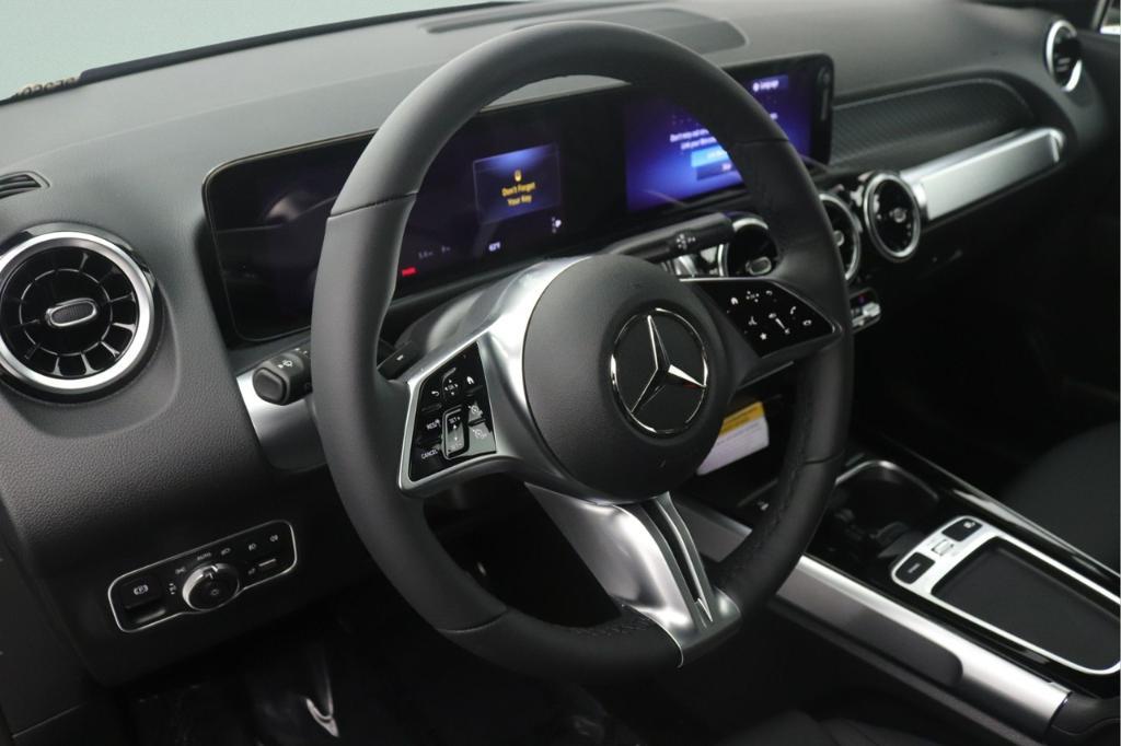 new 2026 Mercedes-Benz GLB 250 car, priced at $52,200