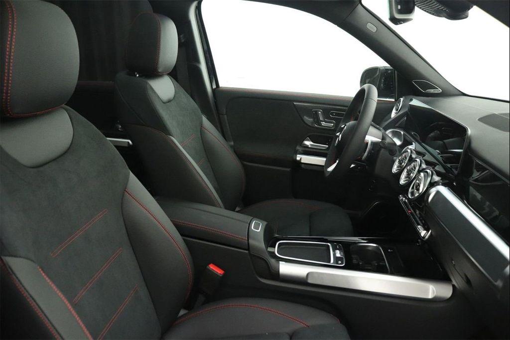 new 2025 Mercedes-Benz GLB 250 car, priced at $51,975