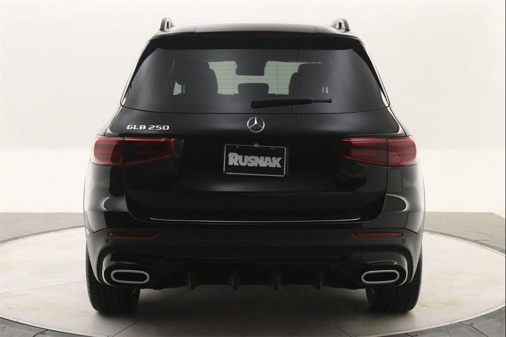 new 2025 Mercedes-Benz GLB 250 car, priced at $51,975