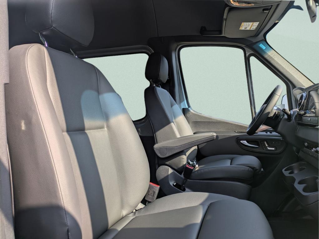 new 2025 Mercedes-Benz Sprinter 2500 car, priced at $68,466