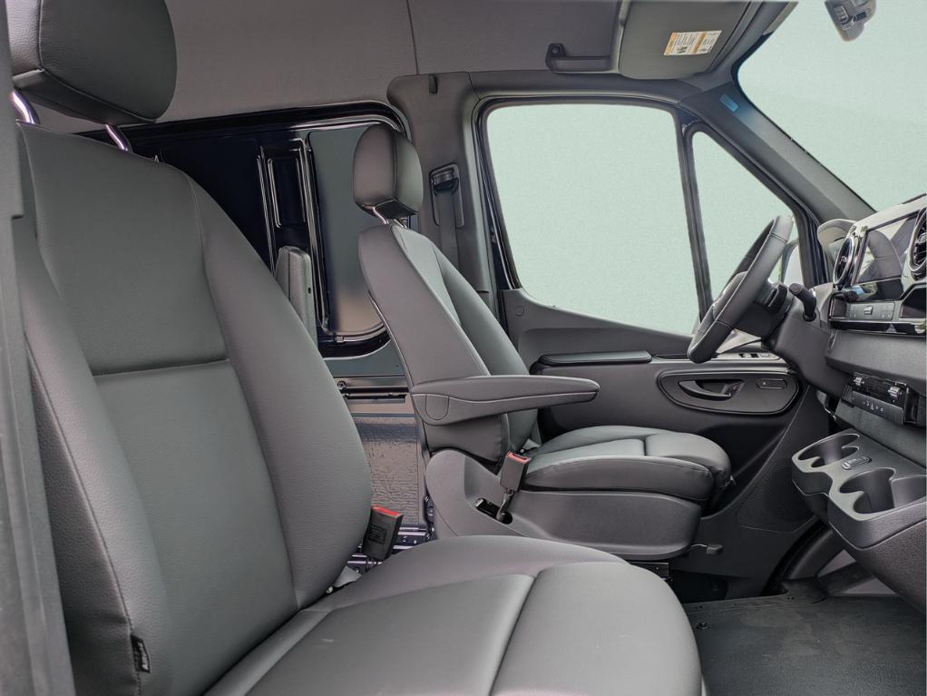 new 2026 Mercedes-Benz Sprinter 2500 car, priced at $75,927
