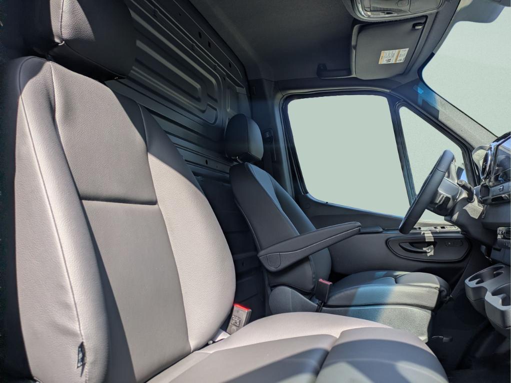 new 2026 Mercedes-Benz Sprinter 2500 car, priced at $59,601