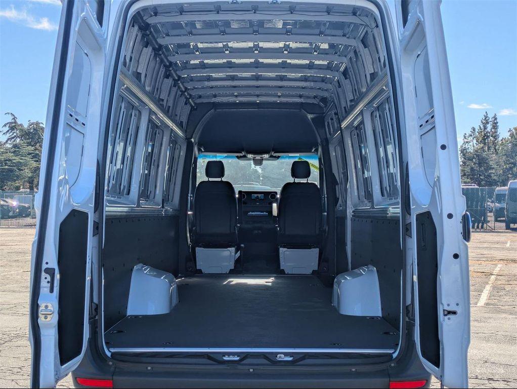 new 2024 Mercedes-Benz Sprinter 3500 car, priced at $61,995