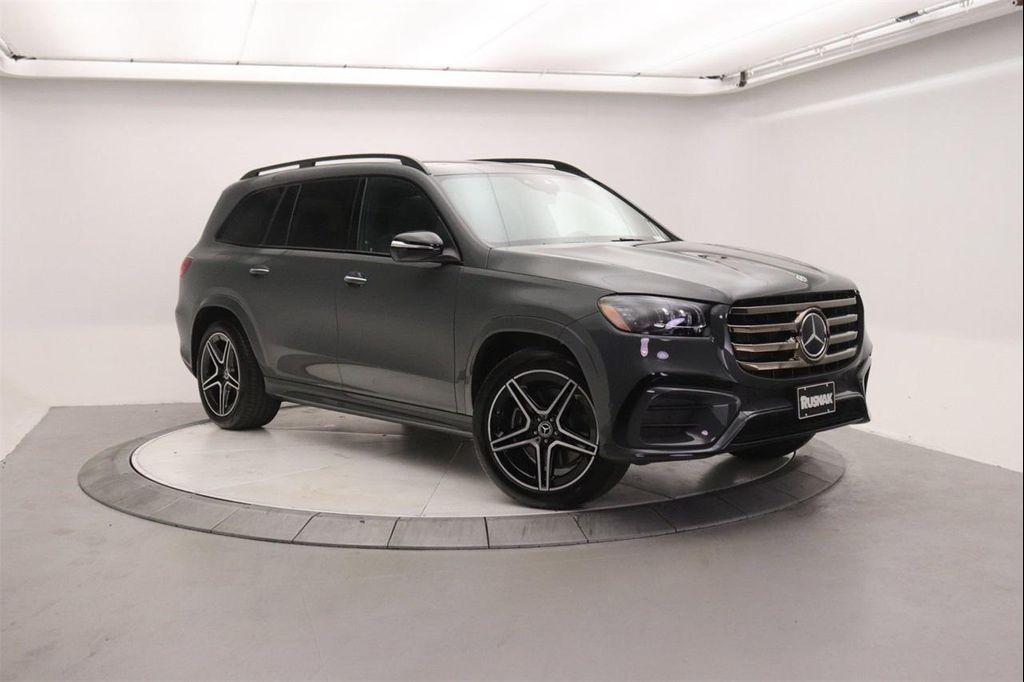 new 2026 Mercedes-Benz GLS 450 car, priced at $96,500