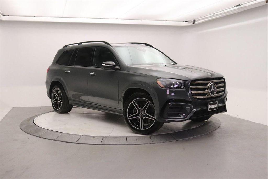 new 2026 Mercedes-Benz GLS 450 car, priced at $96,500