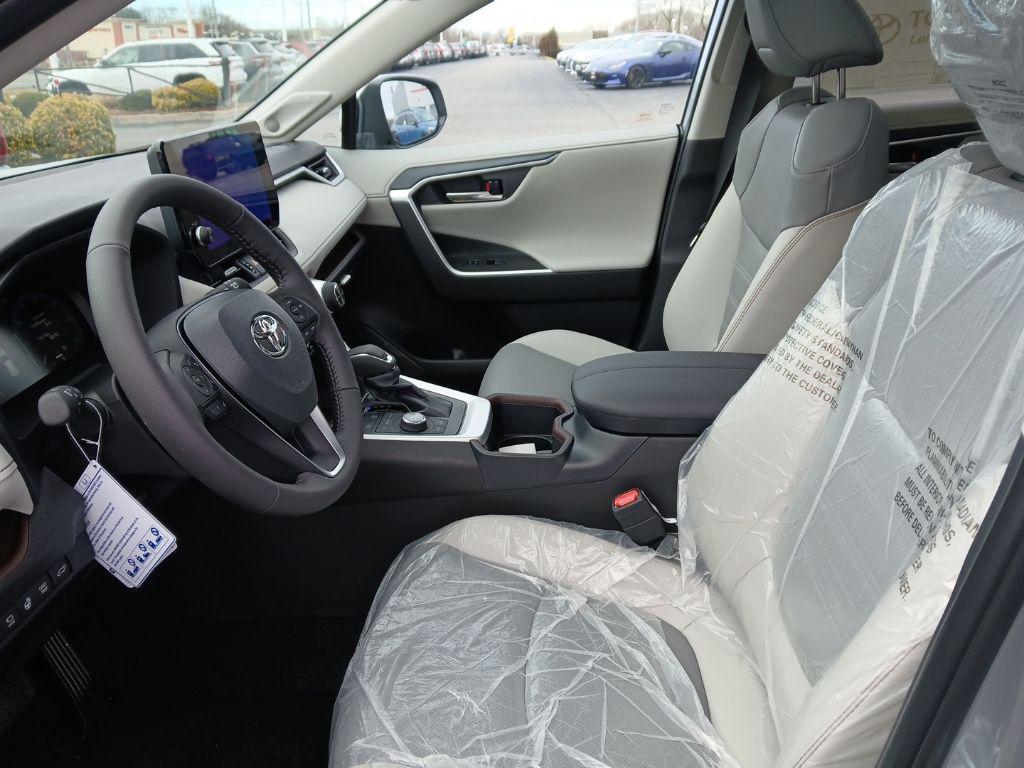 new 2025 Toyota RAV4 car