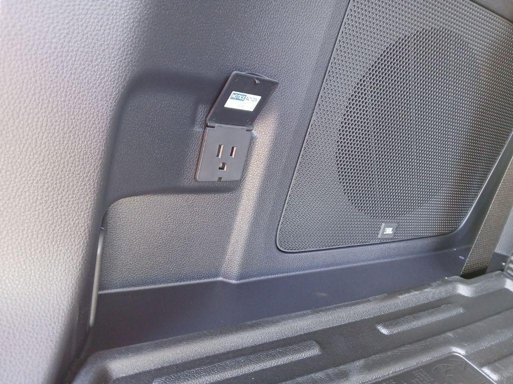 new 2026 Toyota Highlander Hybrid car, priced at $56,532