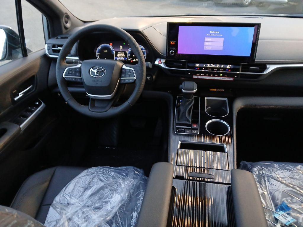 new 2026 Toyota Sienna car