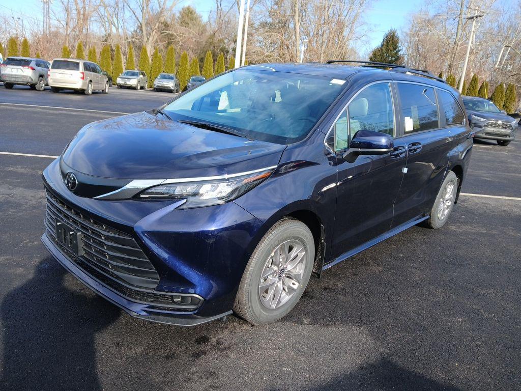 new 2026 Toyota Sienna car