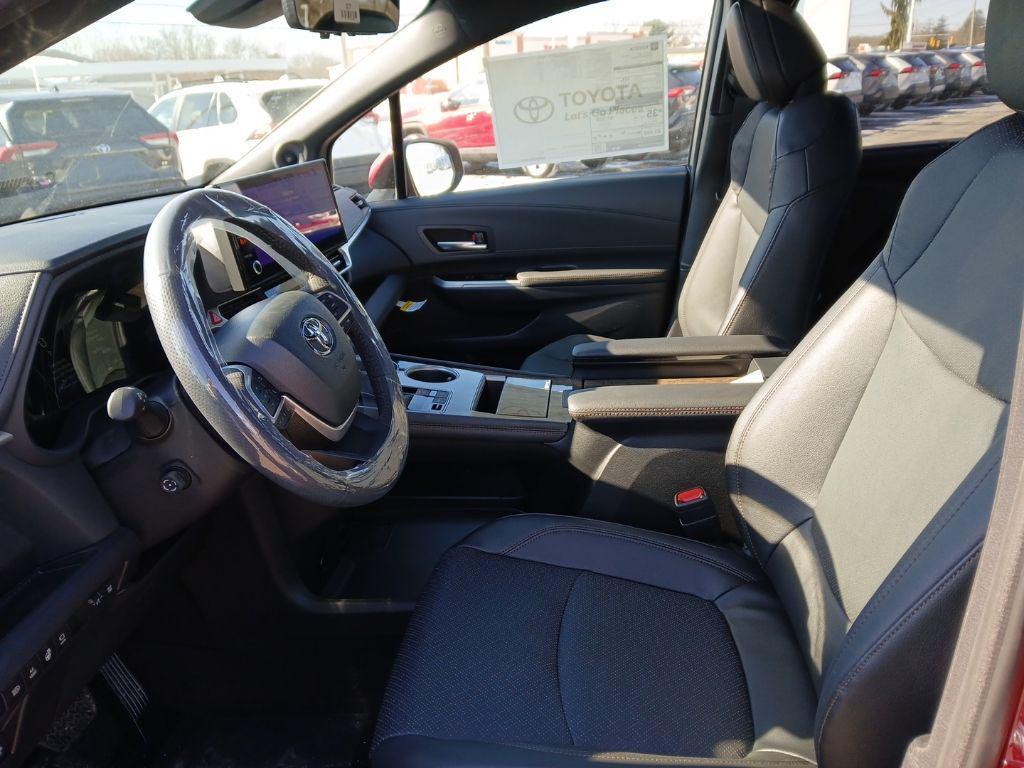 new 2026 Toyota Sienna car, priced at $62,694