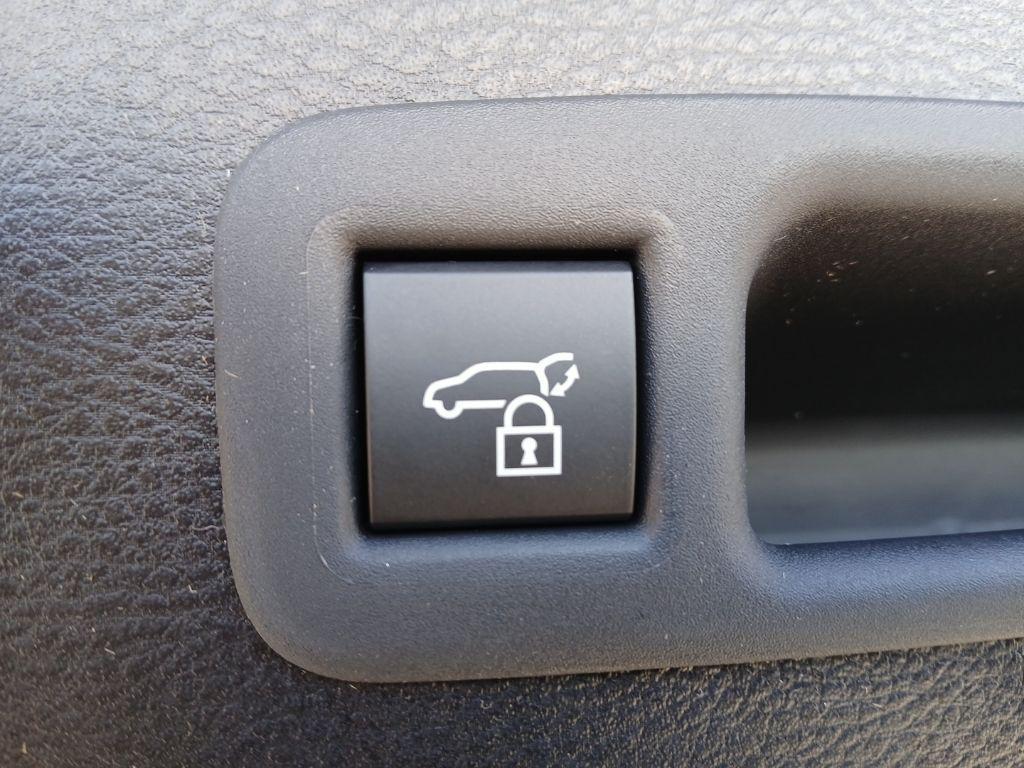 new 2026 Toyota Sienna car, priced at $62,694