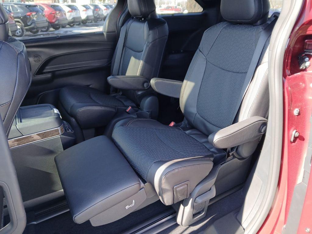 new 2026 Toyota Sienna car, priced at $62,694